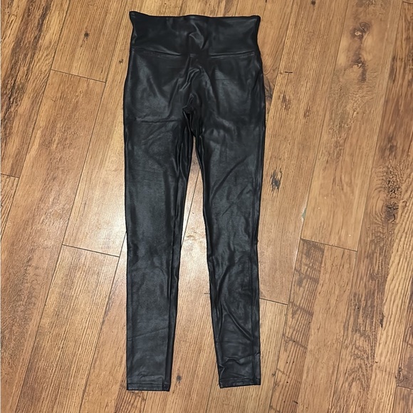 SPANX Faux Leather Leggings - Picture 2 of 5